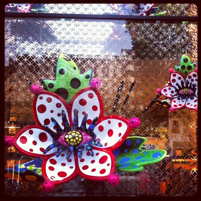 Louis Vuitton & Kusama Window 2