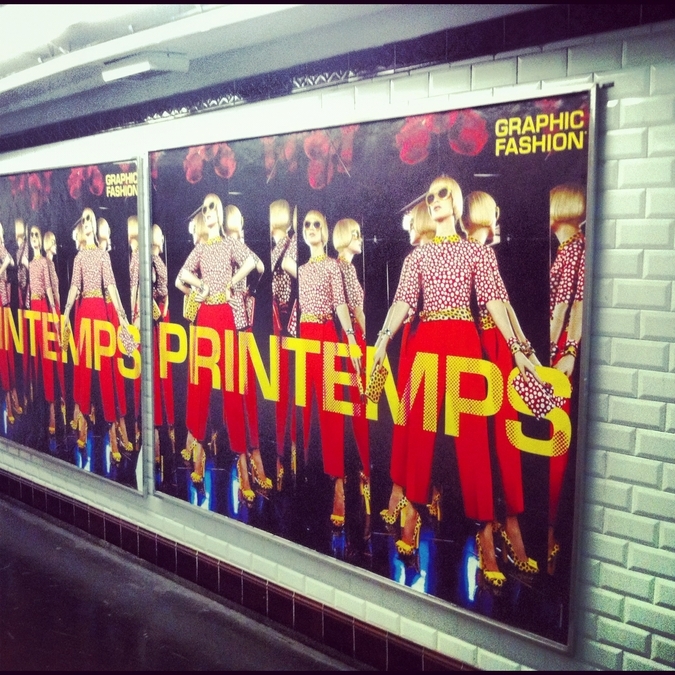 Au Printemps Metro Billboard